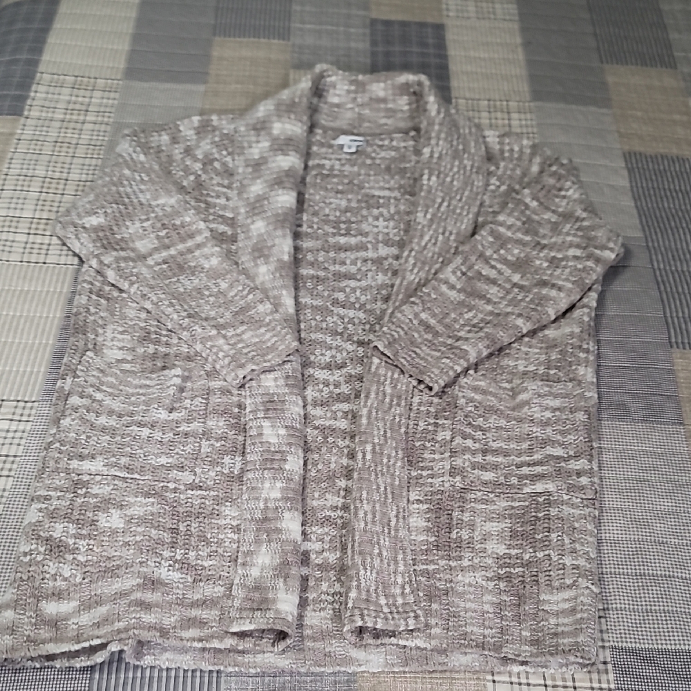 3/$20 Sonoma Taupe and Cream Marled Knit Cardigan